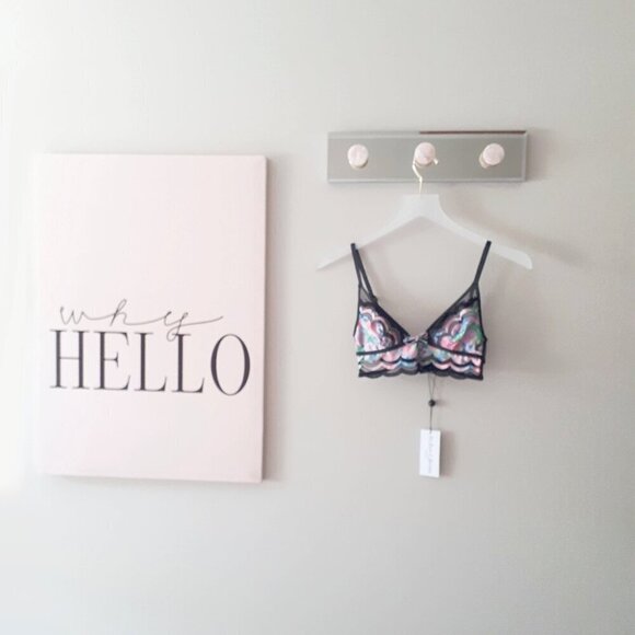 NWT For Love & Lemons x Victoria's Secret Odette floral triangle bra, XXS - Picture 7 of 12